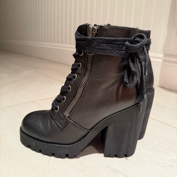 🖤 SOLD 🖤 - Picture 2 of 10